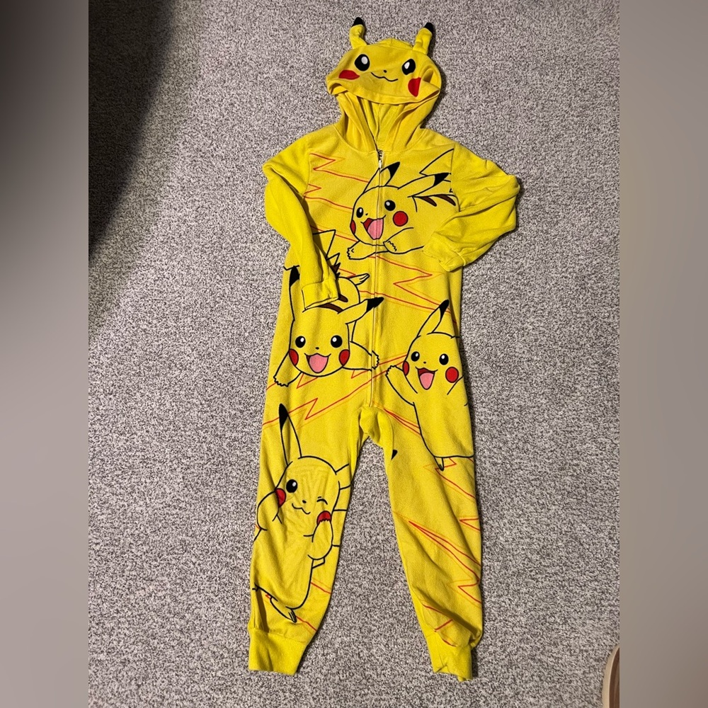 Pokemon Pikachu Yellow Kids Footie